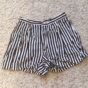 H&M shorts